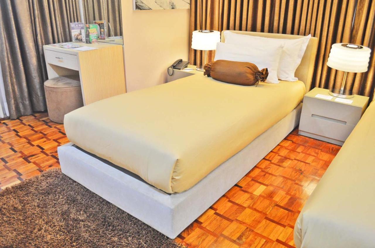 Prince Plaza II Condotel Makati City Eksteriør bilde